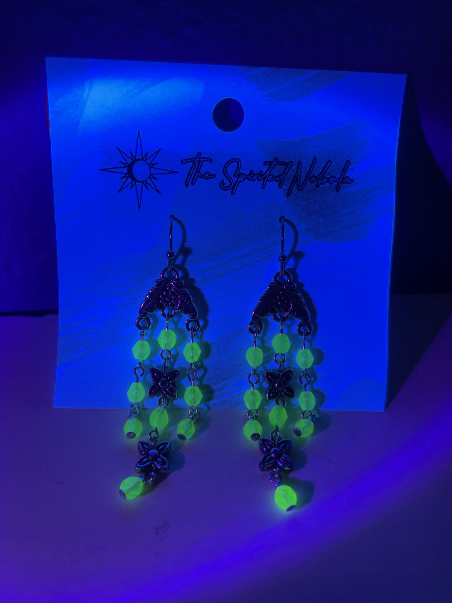 Handmade Earrings Chandelier Style, Teal Uranium Glass Beads with Stainless Steel Fishhook Ear Wire - Image 6